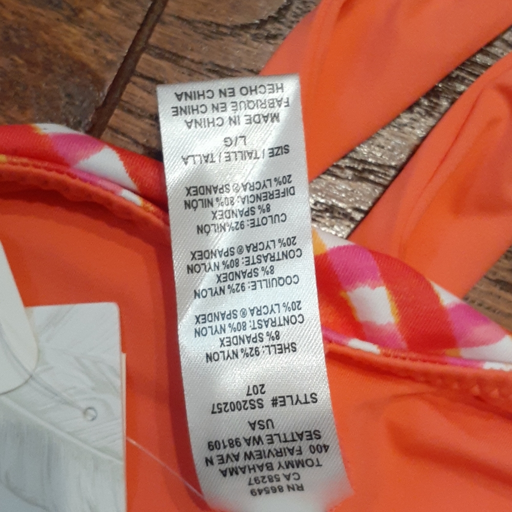 Tommy bahama two piece bathing suit - Picture 2 of 9